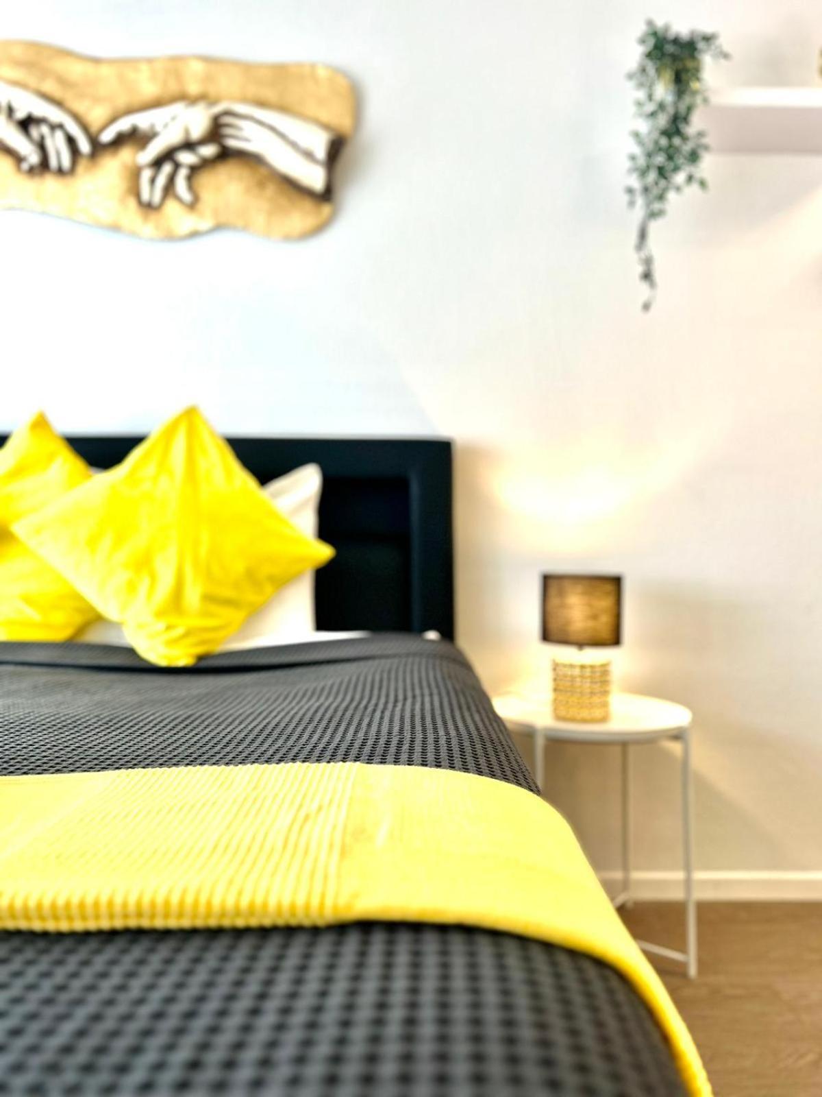 Apartamento Little Penthouse **** Dietikon Exterior foto